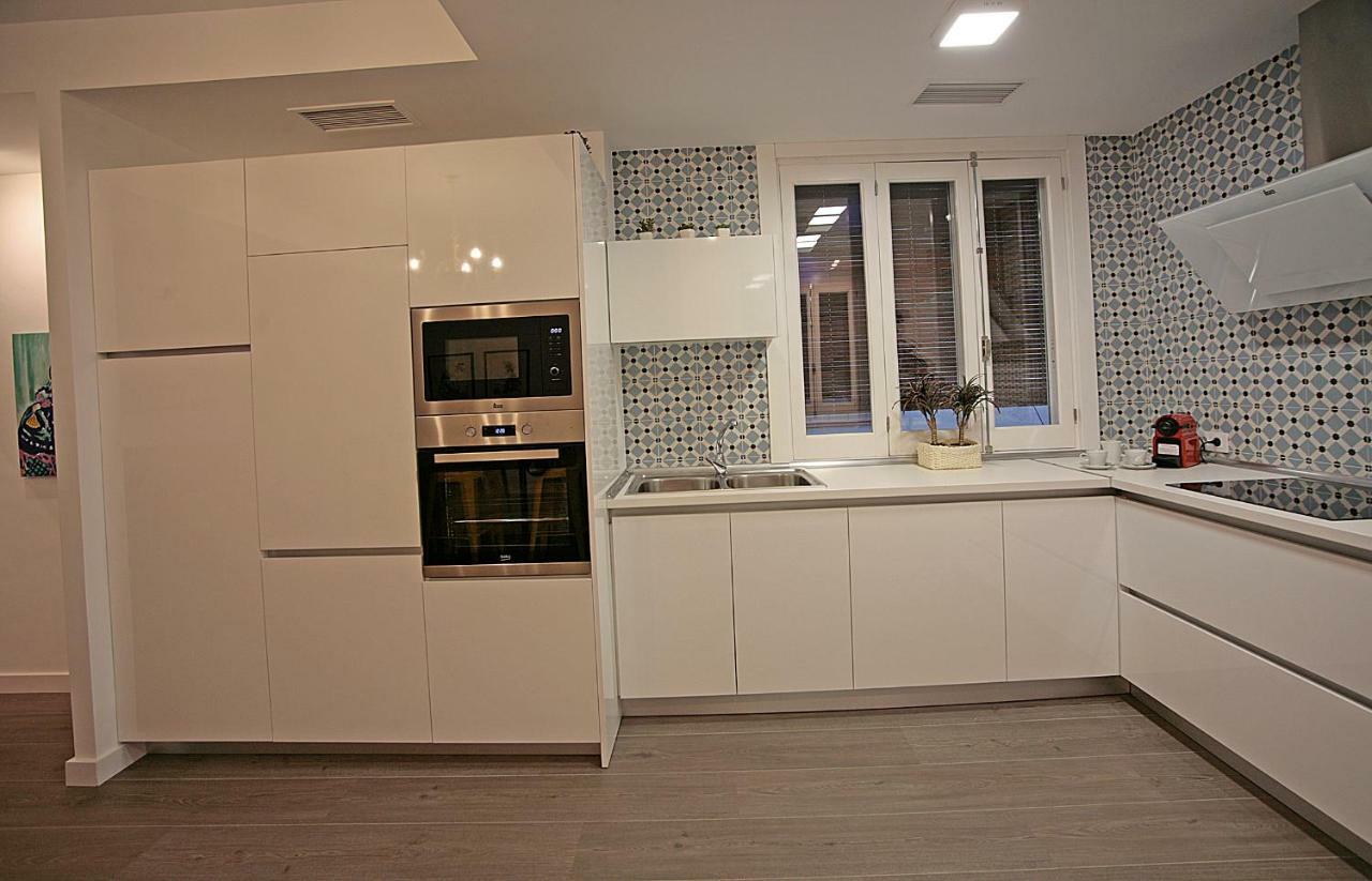 Alma Calatrava Apartment อัลมาโกร ภายนอก รูปภาพ